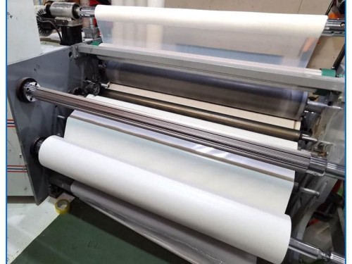 免噴吸塑膠膜生產(chǎn)廠家